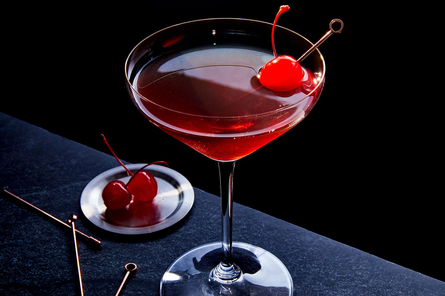 Một người bartender đã tạo ra món cocktail này để chúc mừng sinh nhật cho phu nhân Randolph Churchill, mẹ của thủ tướng Anh Winston Churchill.